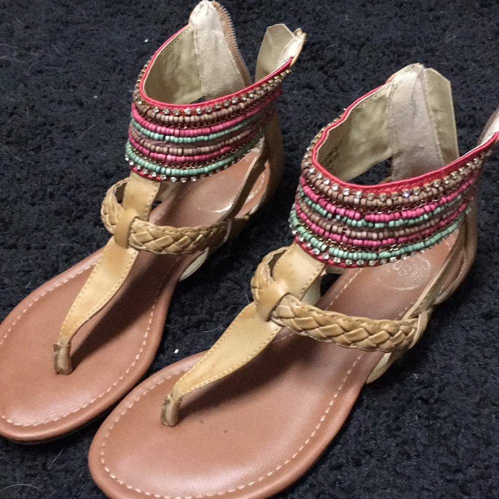 SO SANDALS